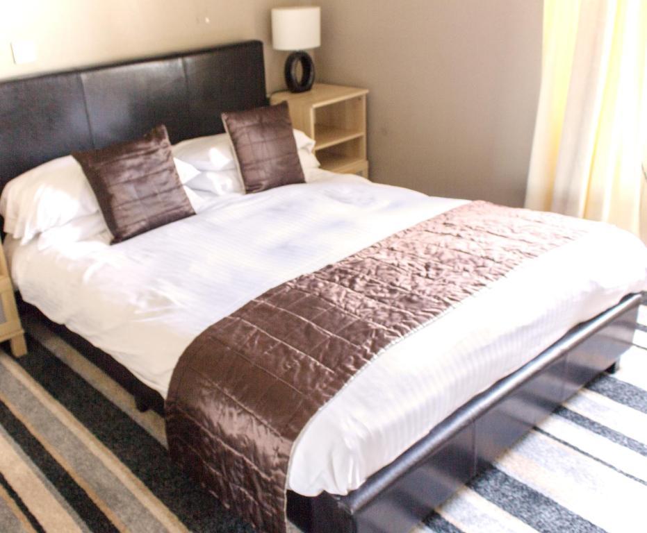 Goblin Ha' Hotel Gifford Room photo